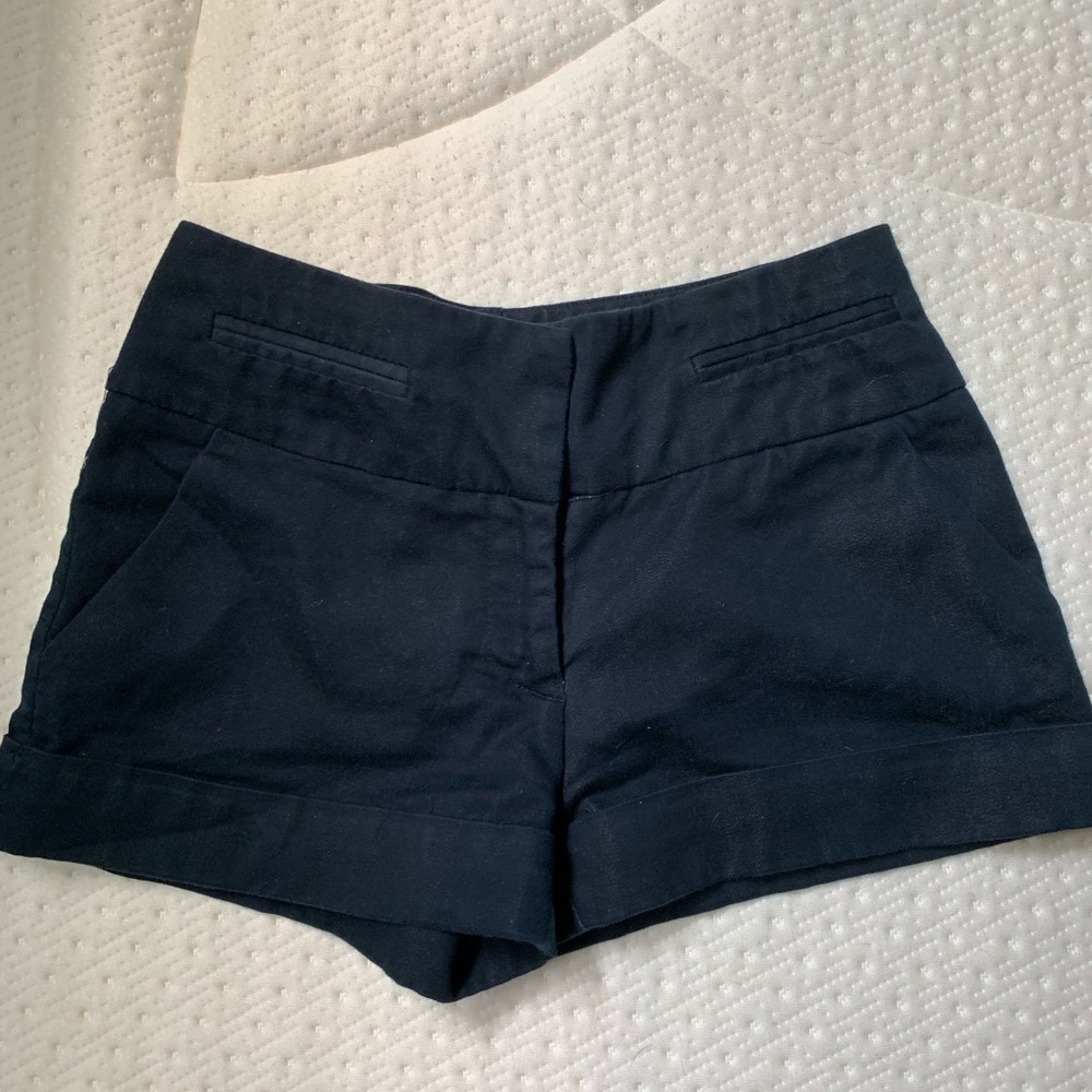 Dress navy shorts